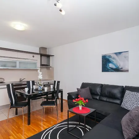 Apartamento Beverly 1 Omiš
