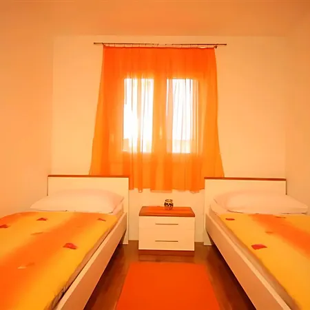 Beverly 1 Apartment Omiš